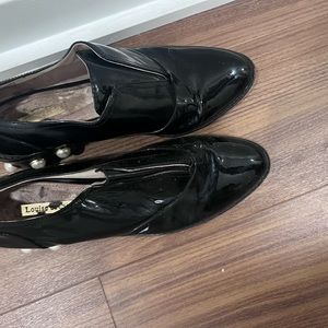 Patent leather pearl heel flats